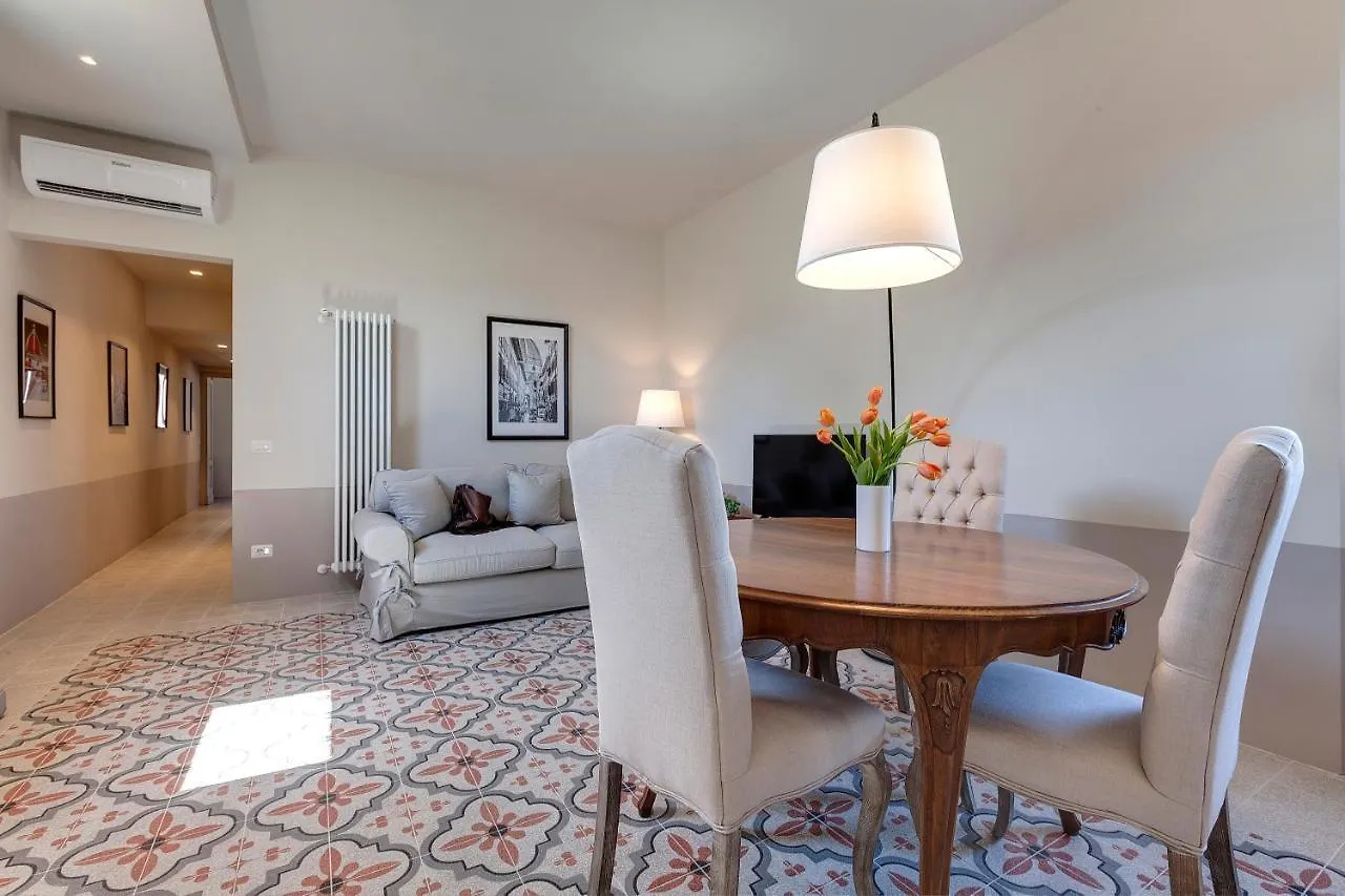 Zante Apartment By Mamo Florence